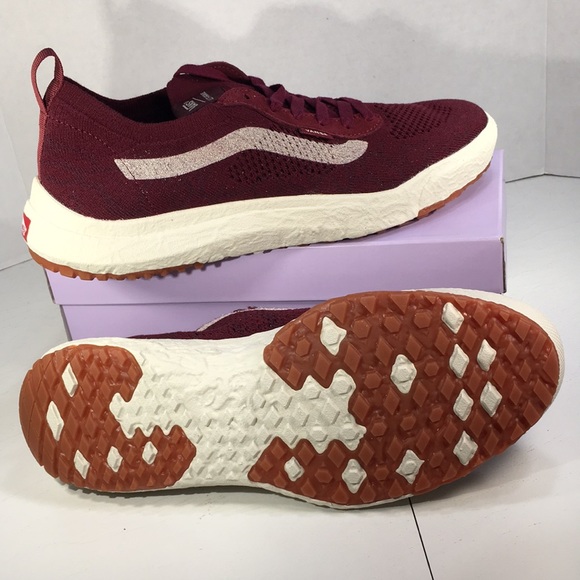 NWT Vans UltraRange VR3 All Purpose Trainers Men’s 8 Women’s 9.5 - Picture 10 of 10